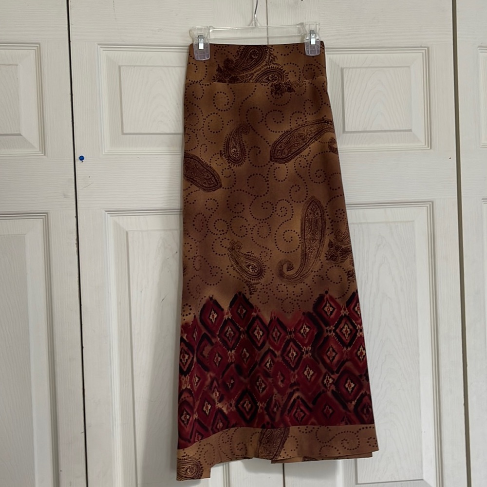 Adorable velvety skirt